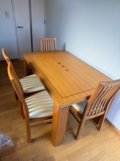 ダイニングテーブル 　コスガ　KOSUGA　明日まで1000円値引きします！ ダイニングテーブル コスガKOSUGA明日まで1000円値引きします！