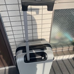 キャリーケースの画像