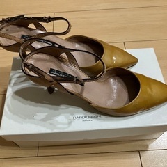 ラボキゴシワークス　キャメルパンプスの画像