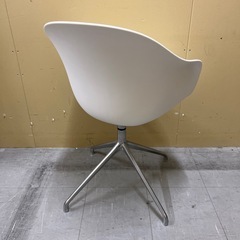 【トレファク神戸南店】BoConcept ダイニングチェアー ホワイトです‼︎【取りに来られる方限定】の画像