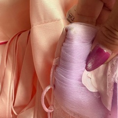 値下げしましたピンクドレスとパニエの画像
