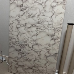 IKEA テーブルの画像