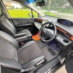 ホンダ フリ-ド 平成27年です 距離10万 車検8年8月までですの画像