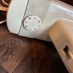 エアコン代節約の上場所をとらなくて便利！壁掛け扇風機の画像