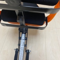 トレーニングマシーン　筋トレマシーンの画像