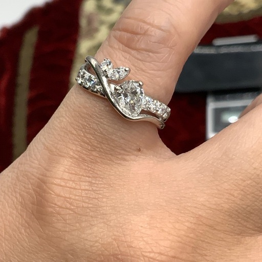 pt900 ダイヤモンドリング　7.3g 0.608ct 0.40ct 約11号　鑑定書