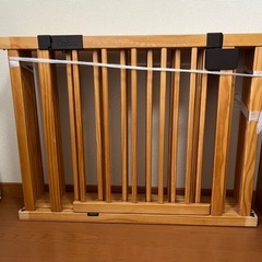 Nebio ベビーサークル　パネル8枚(うち1枚扉付)の画像