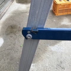 折りたたみ 脚立の画像