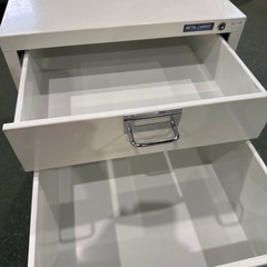 アイリスオーヤマ　メタルキャビネット
の画像