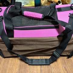 ペットキャリーバックの画像