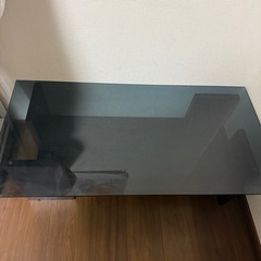 黒透明ガラス　テーブルの画像