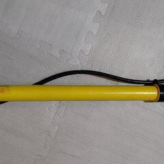 自転車 空気入れ エアポンプ 黄色の画像