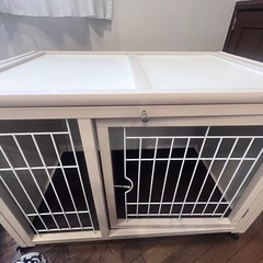 ペットゲージ　キャスター付きの画像
