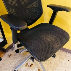 【倉庫保管品】　enjoy エルゴヒューマン ヘッドレスト付き Enjoy Ergohuman Office Chair with Headrestの画像