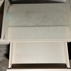 ドレッサーローテーブルの画像