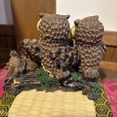 縁起物！フクロウの置き物の画像
