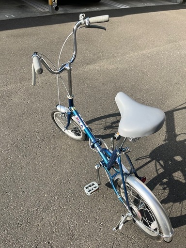 折りたたみ自転車 16インチ　カギ付