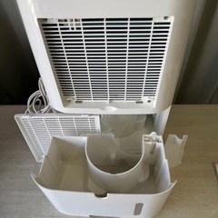 アイリスオーヤマ　衣類乾燥除湿器　2020年製　　IJC-H65　　水タンク2.5L　木造7畳 　プレハブ11畳　鉄筋14畳　除湿機　朝霞市リサイクルショップ　ケイラック朝霞田島店　GM391の画像