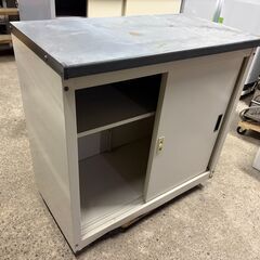 ベランダ用スチール製物置（カインズ ミニ物置）の画像