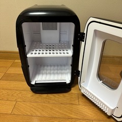 【ジャンク品】ポータブル冷温庫差し上げますの画像
