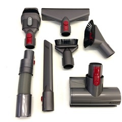 大33 Dyson cyclone V10 fluffy ダイソン 付属アタッチメント スタンド付きの画像