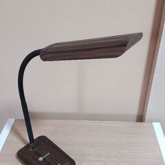 013.デスクスタンドライトの画像