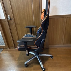 ゲーミングチェアの画像