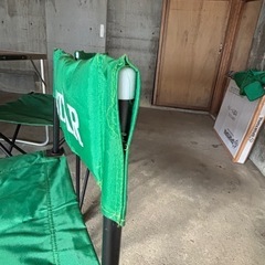 キャンプ用テーブル&チェア4脚セット
の画像