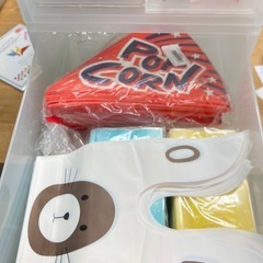 取引中　ラッピンググッズ大量セット無印良品の引き出しに収納してありますの画像