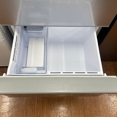 AQUA3ドア冷蔵庫AQR-SV27PBKの画像