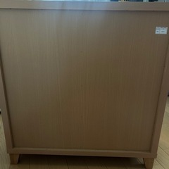 キャビネット　棚　収納家具　タンスの画像