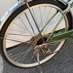 【都内/千葉引取】ママチャリ 26インチ自転車 6段は変速/カゴ/鍵/ライト付の画像