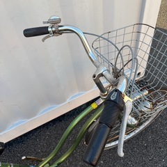 【都内/千葉引取】ママチャリ 26インチ自転車 6段は変速/カゴ/鍵/ライト付の画像