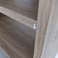 IKEA　HOLMERUD ホルメルド　サイドテーブル　棚の画像