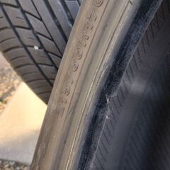 YOKOHAMA PARADA PA03 17インチタイヤ　215/60R17の画像