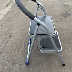 美品 ニトリ ステップチェア2段 の画像