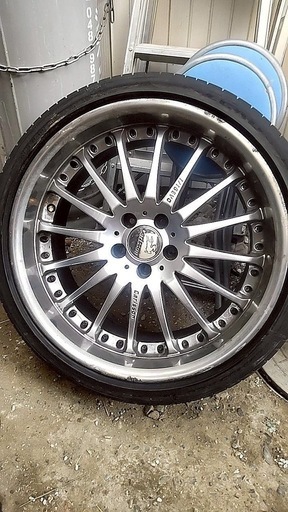 カールソン20インチ