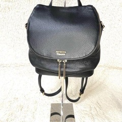 サマンサ 2wayリュック ショルダー黒 レザー シボ ゴールド 大容量の画像