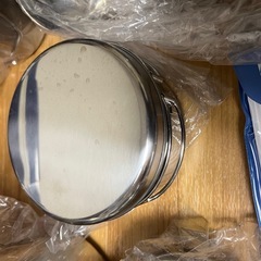 キャプテンスタックのキャンプ用食器、コーヒーケトル、スノーピーク製カップお箸セットの画像