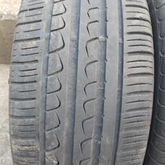 215 45 17 中古　タイヤの画像