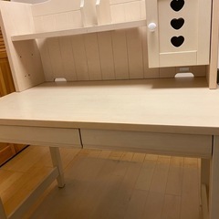 イトーキ学習机（カモミール）の画像