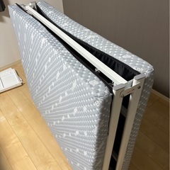 セミダブルベッド　　　　の画像