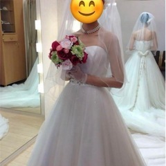 ウェディングドレスの画像