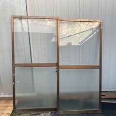 ドア　窓　用品の画像