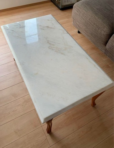 大理石テーブル