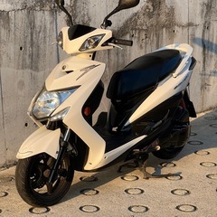 大人気セール‼️125cc車両🩷バッテリー充電済み🔋前後タイヤまだまだ山あり🗻嬉しいオイル交換済み♻️ラクラク始動のインジェクション💥SE44J シグナスX 3型の画像