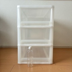 衣装ケースの画像