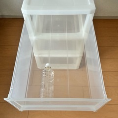 衣装ケースの画像