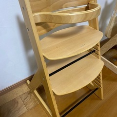 ハイチェアの画像