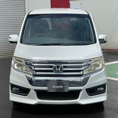 全国提携ローン！！全国納車始めました！！ステップワゴンスパーダ！Z！特別価格コミコミ43万円！　4WD　スマートキー　キーレス　エアバック　盗難防止システム　3列シート　ナビの画像